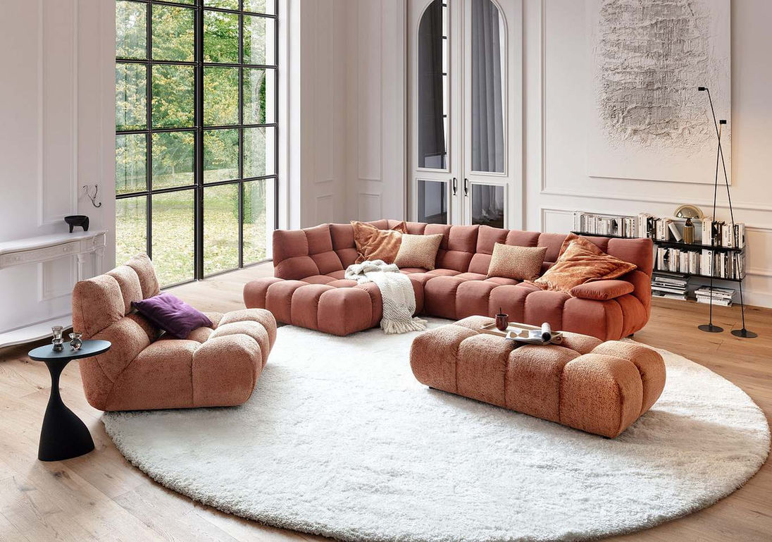 Диван